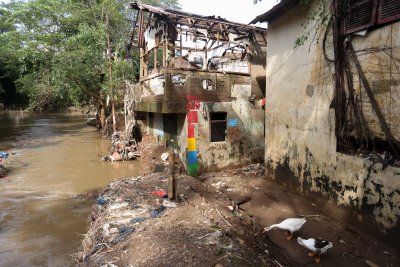 Pembongkaran Rumah di Bantaran Sungai Ciliwung Untuk Atasi Banjir(Foto: Katadata/Fauza Syahputra)