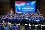Partai Demokrat serahkan KTA ke anggota komunitas Tionghoa