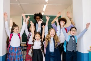 Contoh Teks MC Ulang Tahun Sekolah