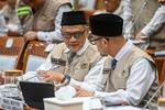 Raker Komisi VIII DPR bersama Menteri Haji dan Umrah
