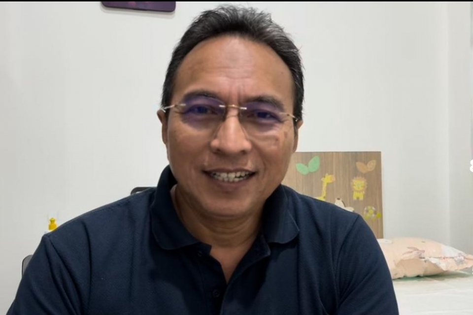 Ketua Ikatan Dokter Anak Indonesia dr. Piprim Basarah Yanuarso mengumumkan pemecatan dirinya sebagai Aparatur Sipil Negara (ASN) oleh Menteri Kesehatan Budi Gunadi Sadikin, pada Minggu (15/2).