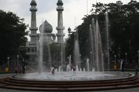 Ngabuburit di Alun-alun Kota Malang