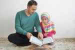 menyentuh anak kecil bukan mahram wudhu batal?