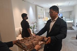 Bea Cukai segel toko perhiasan di Pluit Jakarta