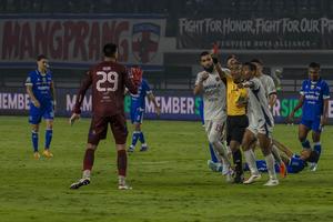 Persib Bandung menang melawan Persita Tangerang