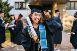 Apakah Penerima Beasiswa LPDP Boleh Kerja di Luar Negeri Setelah Lulus