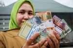 Penukaran uang baru di Kalimantan Tengah