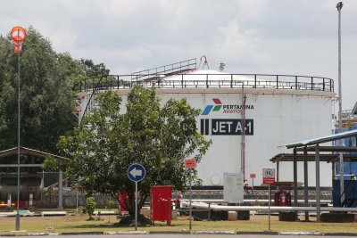 Quality Control Avtur di Depot Pengisian Pesawat Udara (DPPU) Halim Perdanakusuma (Foto: Katadata/Fauza Syahputra)