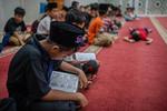 Tadarus Al Quran saat Ramadhan di Sekolah Rakyat