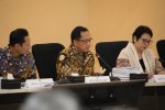 Menteri Dalam Negeri (Mendagri) Muhammad Tito Karnavian selaku Ketua Satuan Tugas (Kasatgas) Percepatan Rekonstruksi dan Rehabilitasi (PRR) Pascabenca