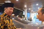 Presiden ke-7 Joko Widodo saat tiba di Istana Kepresidenan, Jakarta, Selasa (3/3). 