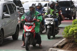 Bonus Hari Raya (BHR) untuk mitra pengemudi ojol sebesar 25% dari rata-rata pendapatan selama 12 bulan (Foto: Katadata/Fauza Syahputra)