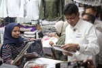 Menteri Keuangan Purbaya Kunjungi Pasar Tanah Abang (Foto: Katadata/Fauza Syahputra)