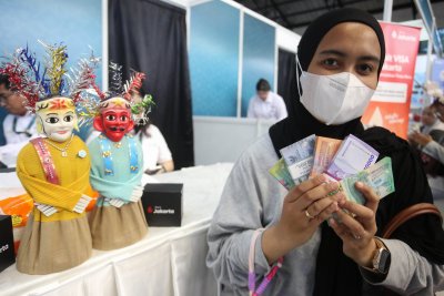 Bank Indonesia Gelar Layanan Tukar Uang Baru Jelang Lebaran (Foto: Fauza/Syahputra) 