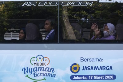 Pemberangkatan Mudik Gratis Lebaran 2026 Bersama BUMN (Foto: Katadata/Fauza Syahputra)