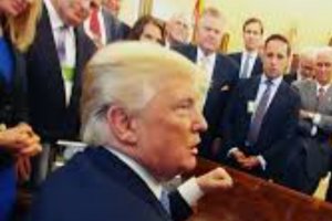 Daftar Dewan Penasehat Trump 