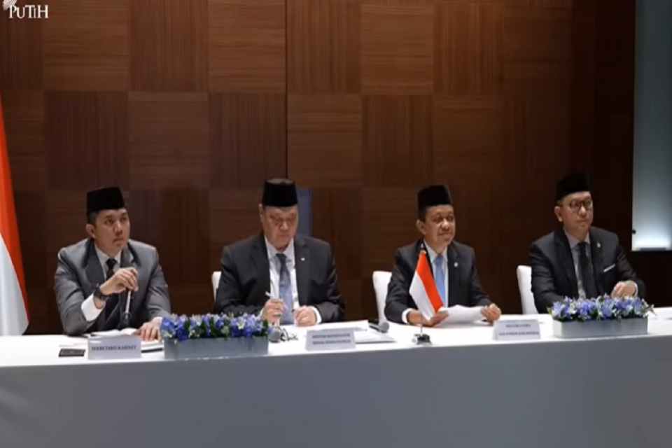 Konferensi pers kebijakan pemerintah menghadapi dampak Perang Iran, Selasa (31/3). Foto: Youtube/Sekretariat Presiden