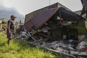 Rumah rusak terdampak gempa di Sulawesi Utara