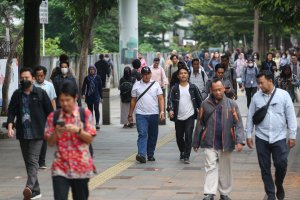 Kebijakan WFH Karyawan Swasta Satu Hari Dalam Sepekan untuk Penghematan Energi (Foto: Katadata/Fauza Syahputra)