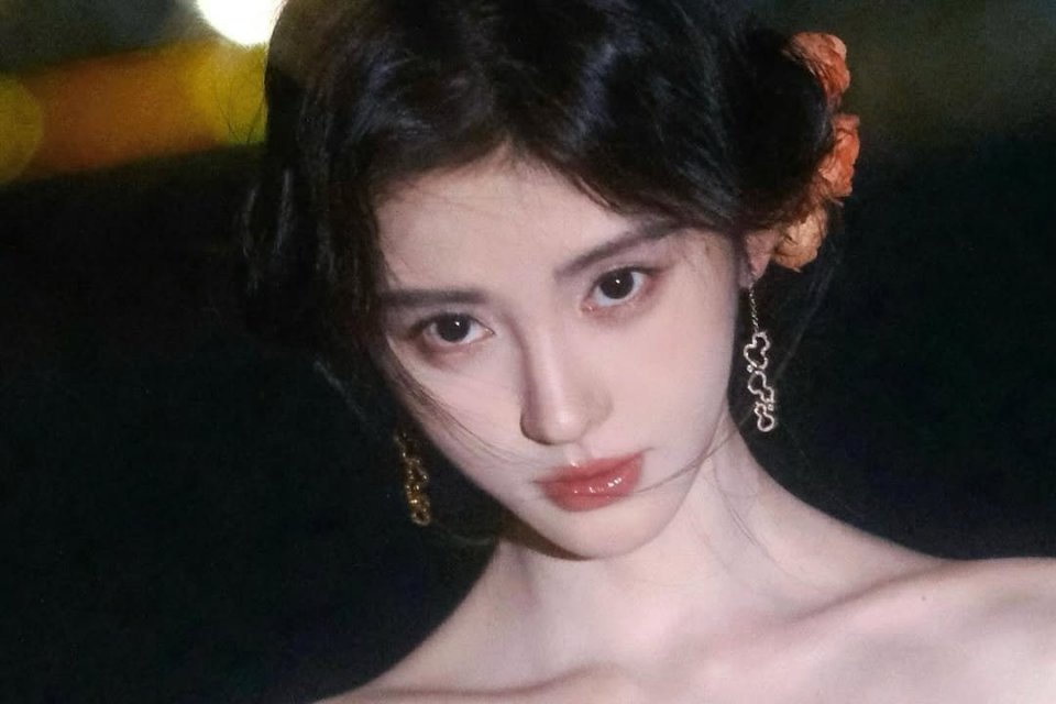 Profil Ju Jingyi pemeran Veil of Shadows