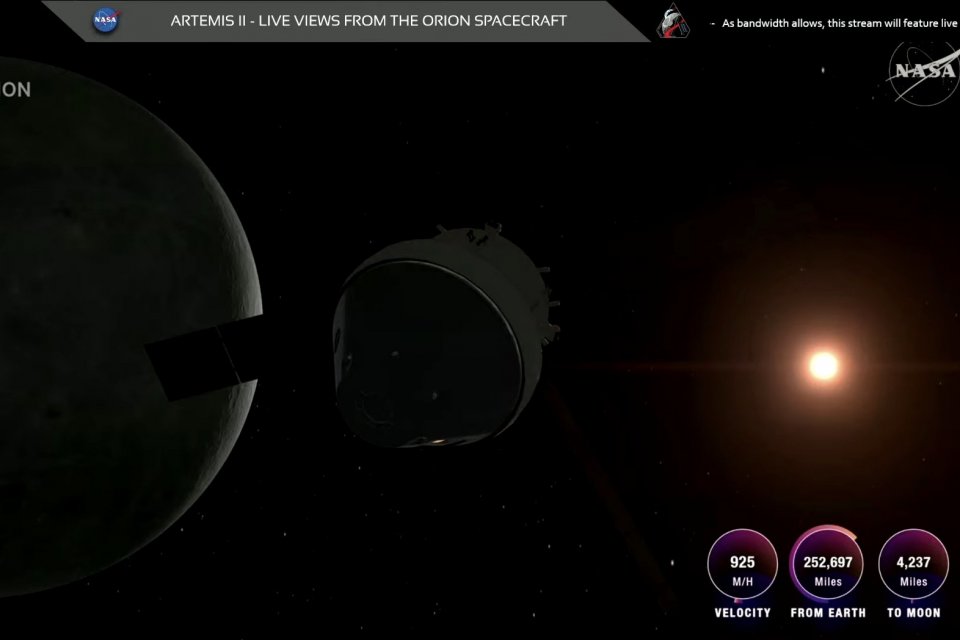 Astronot NASA pada misi Artemis II mulai mendekati Bulan