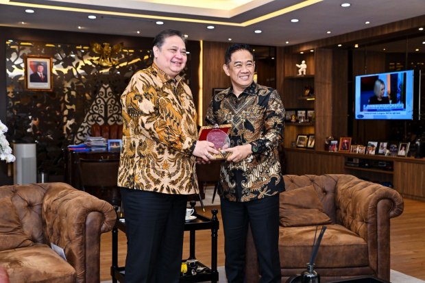Menteri Koordinator Bidang Perekonomian Airlangga Hartarto mendukung ALFI CONVEX 2026