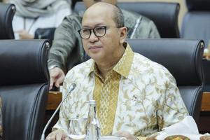Raker Komisi XII DPR dengan Menteri Investasi dan Hilirisasi
