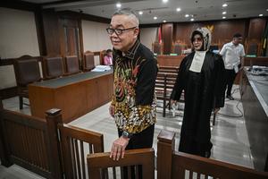 Sidang tuntutan korupsi pengadaan gas alam cair