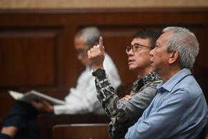 Sidang lanjutan dugaan korupsi minyak mentah