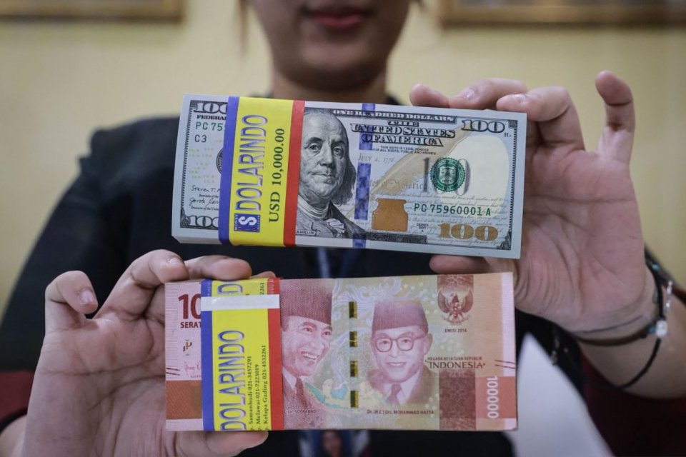 Rupiah Indonesia Melemah