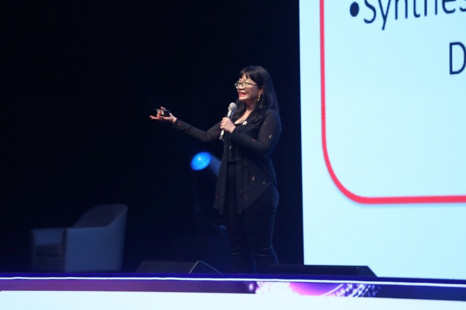 Wamen Stella Dorong AI untuk Prediksi Tsunami dan Masalah Spesifik RI