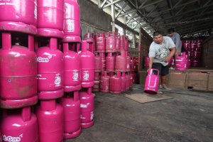 Kenaikan Harga LPG 5,5 Kg dan 12 Kg (Foto: Katadata/Fauza Syahputra)