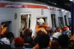 Evakuasi kecelakaan kereta api di Bekasi Timur