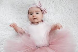 Nama bayi perempuan lahir di bulan haji
