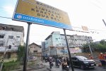 Potret Perlintasan Sebidang yang jadi TKP Taksi Tertemper KRL di Bekasi (Foto: Katadata/Fauza Syahputra)