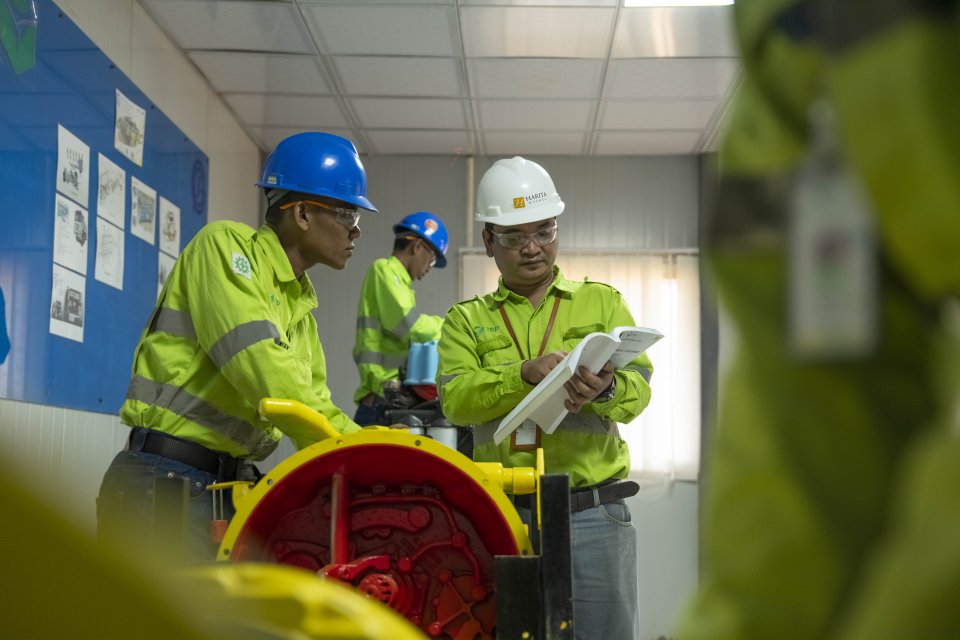 Harita Nickel hadirkan program Mechanic Talent Pool Program (MTPP) untuk pemuda lokal.