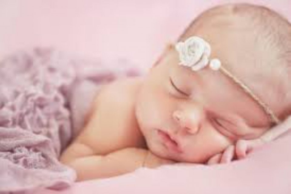 Nama Bayi Perempuan yang Artinya Cantik dan Pintar