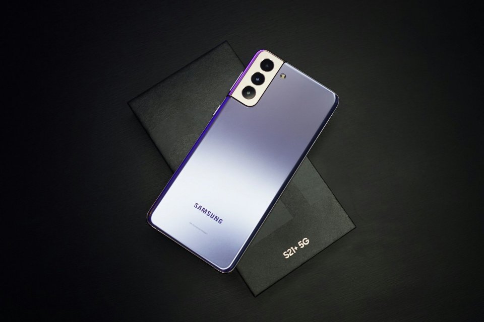 Hp Samsung 4 Jutaan Terbaik 2026