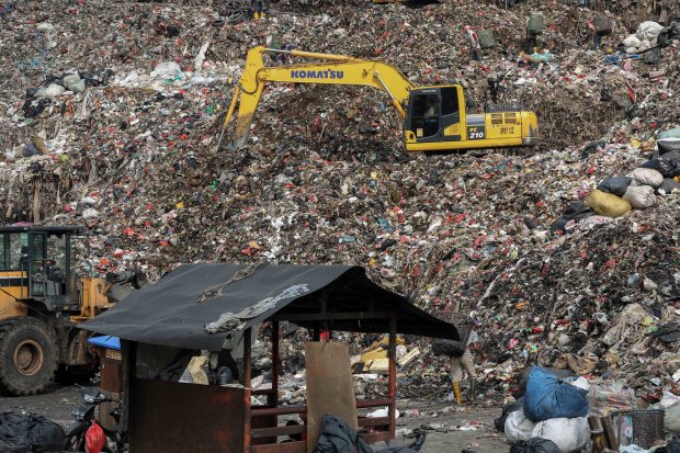 TPST Bantargebang hanya akan terima sampah residu mulai 1 Agustus 2026 (Foto: Katadata/Fauza Syahputra)
