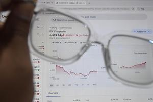 IHSG ditutup anjlok pada pekan ketiga Mei 2026