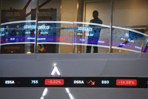 IHSG ditutup melemah 1,85% atau 124,08 poin ke Rp 6.599 (Foto: Katadata/Fauza Syahputra)