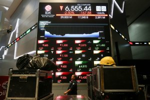 IHSG ditutup melemah 1,85% atau 124,08 poin ke Rp 6.599 (Foto: Katadata/Fauza Syahputra)