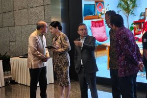 Wakil Ketua DPR Sufmi Dasco Ahmad di Bursa Efek Indonesia, Selasa (19/5)