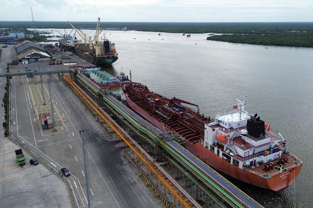 Pergerakan ekspor curah cair di Terminal Belawan