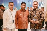 Perwakilan bank bjb menerima penghargaan kategori Perluasan QRIS Terbanyak pada ajang DIGIWARA 2026 di Tangerang Selatan. Penghargaan ini menjadi apre