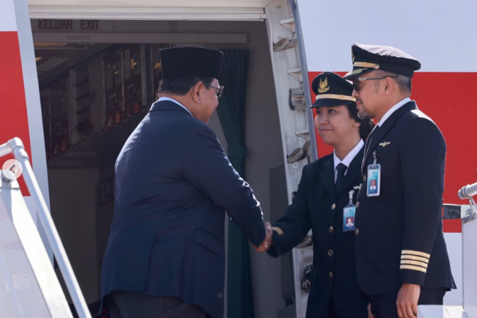 Presiden Prabowo Subianto dan pilot