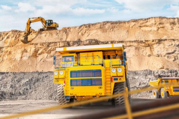 PT Abadi Nusantara Hijau Investama Tbk (PACK)