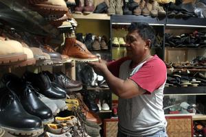 Industri sepatu rumahan kualitas ekspor di Malang