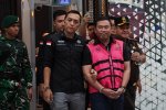 Kejagung tetapkan Mantan Kepala BGN Dadan Hindayana bersama Wakil Kepala BGN Sony Sonjaya dan Lodewyk Pusung sebagai tersangka (Foto: Katadata/Fauza S