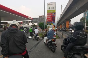 Harga BBM Nonsubsidi Pertamax Naik Jadi Rp 16.250 (Foto: Katadata/Fauza Syahputra)
